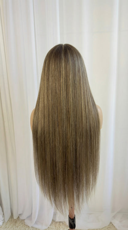 The CEO | 30” Straight Human Hair Blend Wig