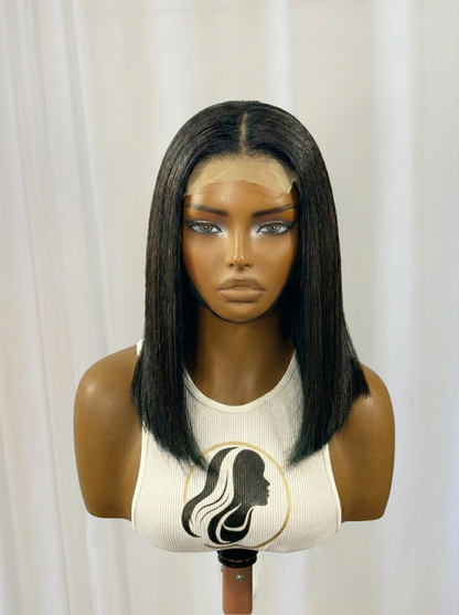 The Consultant  | 12” Glueless Bob Human Hair Blend Wig