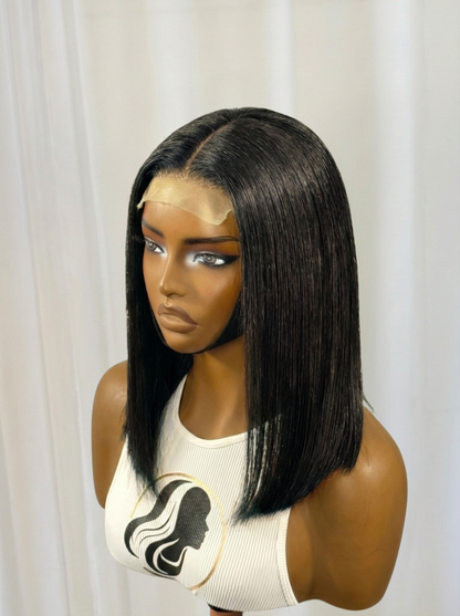 The Consultant  | 12” Glueless Bob Human Hair Blend Wig